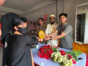 সম্মাননা গ্রহণ ট্রেইনার